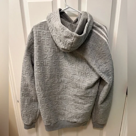 Men’s Medium Embossed Adidas Hoodie - Picture 5 of 5